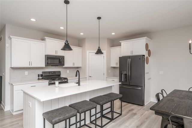 401 Oakford Lane, Polk City, IA 50226