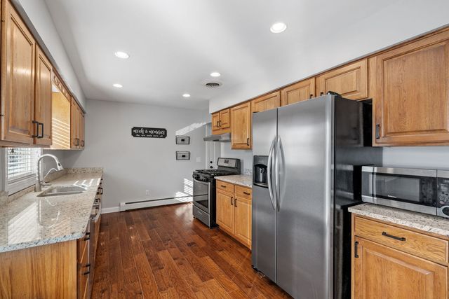 3 Poplar Road, Yorkville, IL 60560