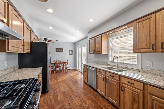 3 Poplar Road, Yorkville, IL 60560