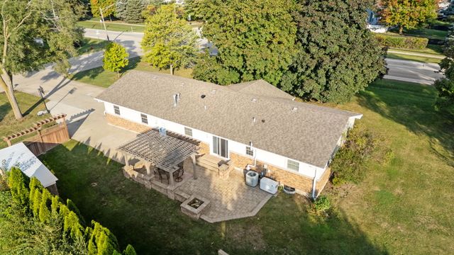 3 Poplar Road, Yorkville, IL 60560