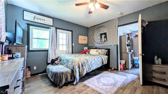 406 E Main Road, Conneaut, OH 44030