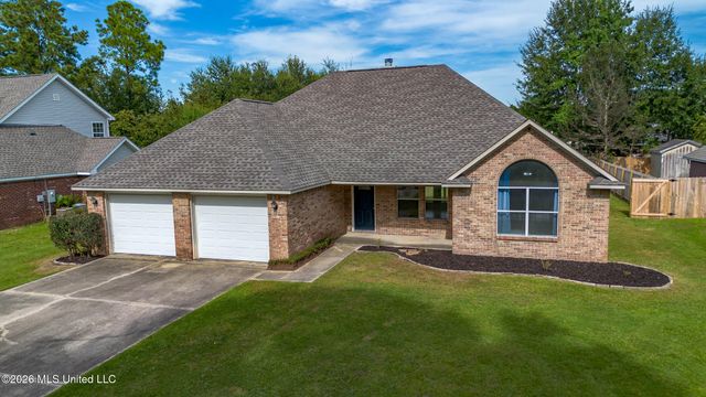 3424 N 9th Street, Ocean Springs, MS 39564