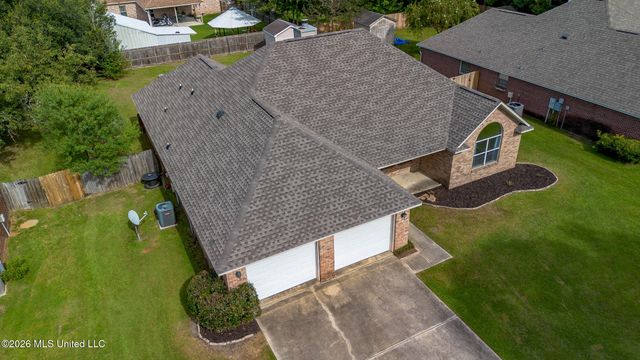 3424 N 9th Street, Ocean Springs, MS 39564