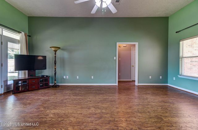 3424 N 9th Street, Ocean Springs, MS 39564