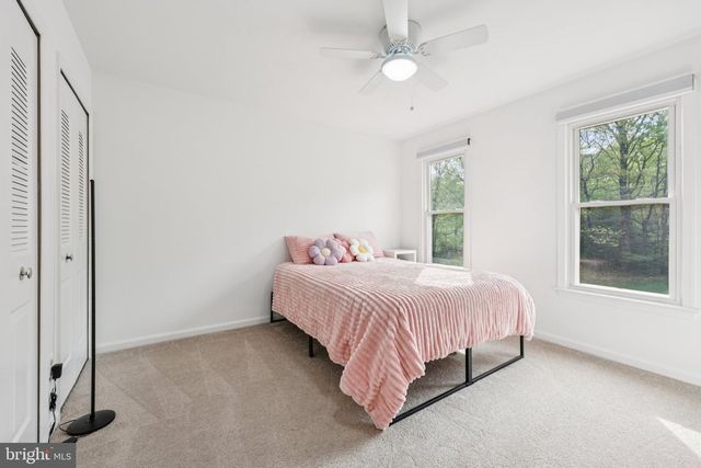 12126 WESTWOOD HILLS DR, Herndon, VA 20171