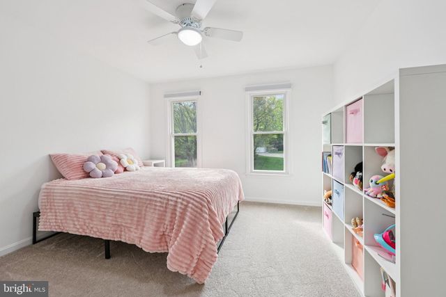 12126 WESTWOOD HILLS DR, Herndon, VA 20171
