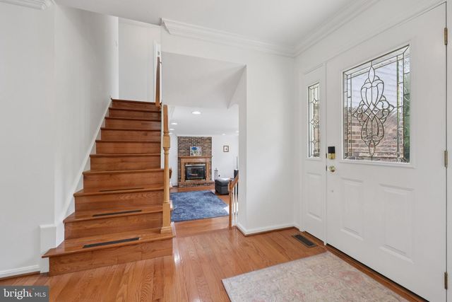 12126 WESTWOOD HILLS DR, Herndon, VA 20171