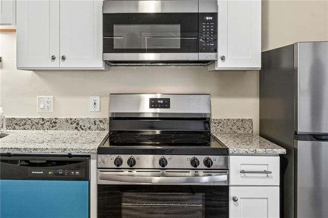 5148 Spring Street, Flowery Branch, GA 30542