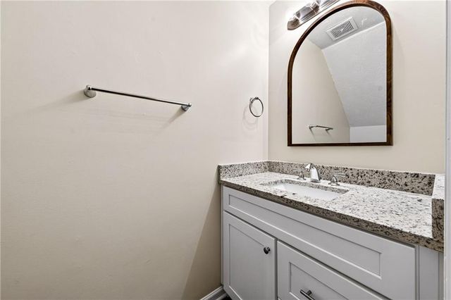5148 Spring Street, Flowery Branch, GA 30542