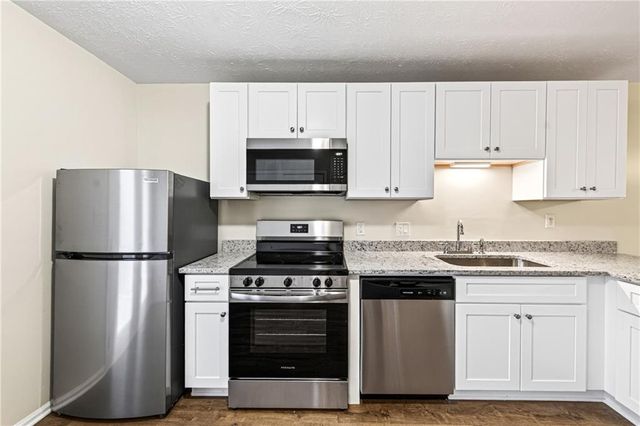 5148 Spring Street, Flowery Branch, GA 30542