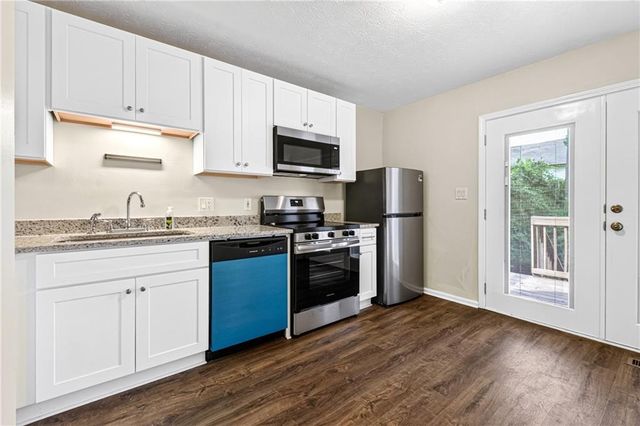 5148 Spring Street, Flowery Branch, GA 30542