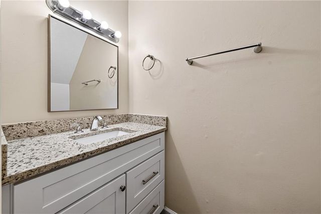 5148 Spring Street, Flowery Branch, GA 30542