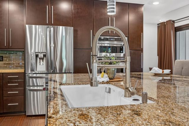 1601 Potrero Way, Sacramento, CA 95822