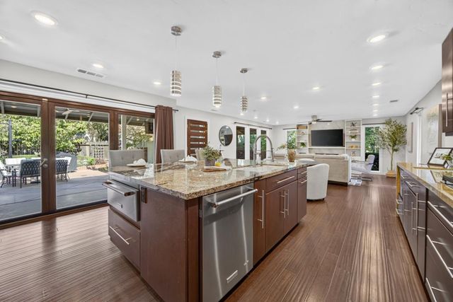 1601 Potrero Way, Sacramento, CA 95822