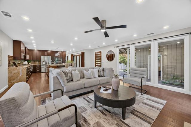 1601 Potrero Way, Sacramento, CA 95822