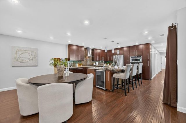1601 Potrero Way, Sacramento, CA 95822