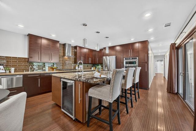 1601 Potrero Way, Sacramento, CA 95822