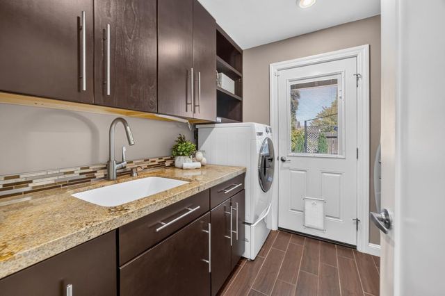 1601 Potrero Way, Sacramento, CA 95822