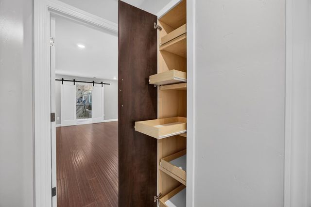 1601 Potrero Way, Sacramento, CA 95822