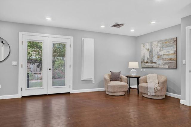 1601 Potrero Way, Sacramento, CA 95822