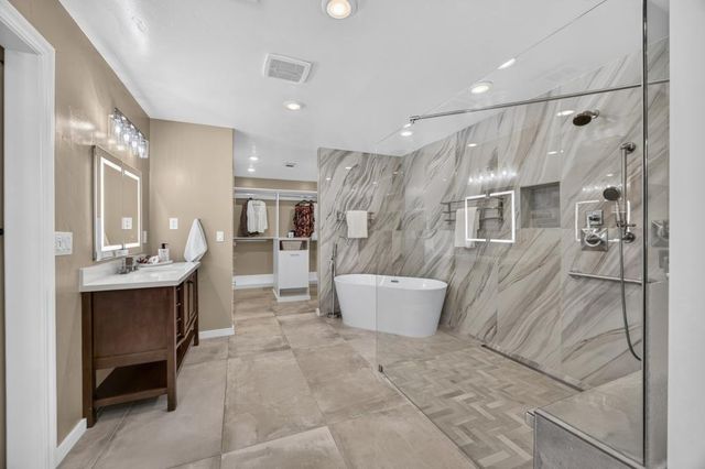 1601 Potrero Way, Sacramento, CA 95822