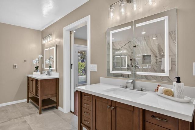 1601 Potrero Way, Sacramento, CA 95822
