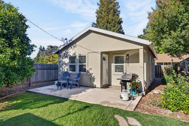 1601 Potrero Way, Sacramento, CA 95822