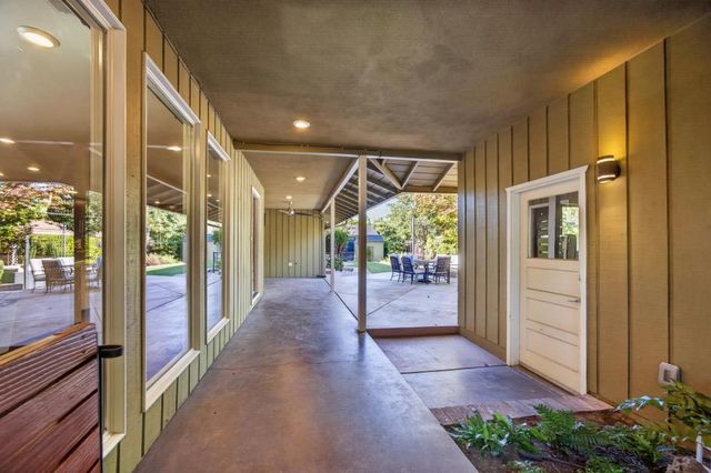 1601 Potrero Way, Sacramento, CA 95822