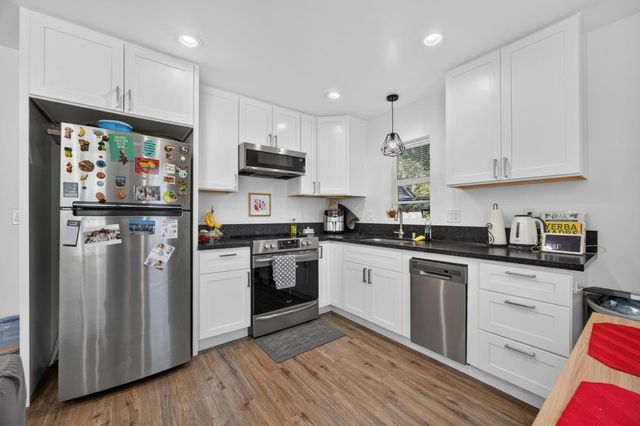 1601 Potrero Way, Sacramento, CA 95822