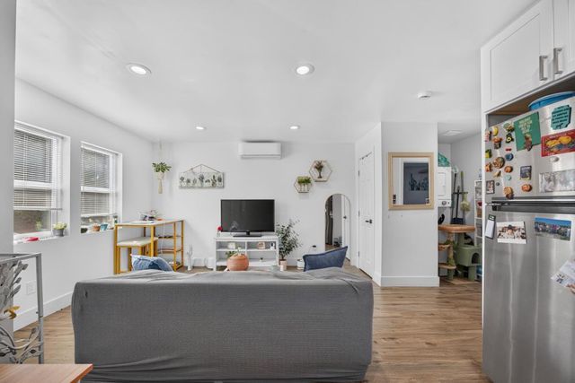 1601 Potrero Way, Sacramento, CA 95822