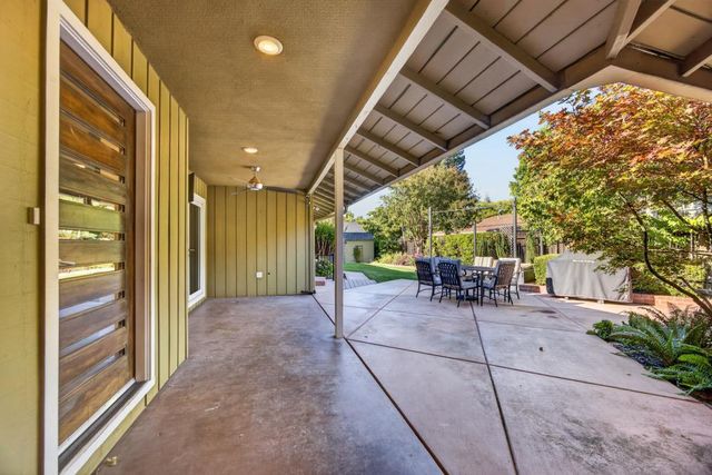 1601 Potrero Way, Sacramento, CA 95822