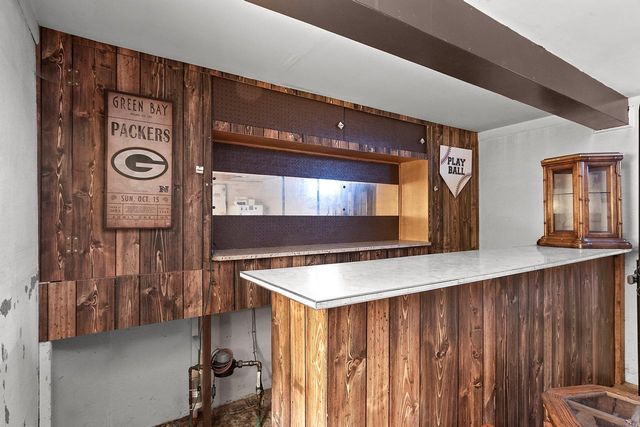 684 LIDA LANE, Green Bay, WI 54304