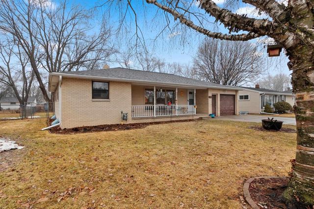 684 LIDA LANE, Green Bay, WI 54304