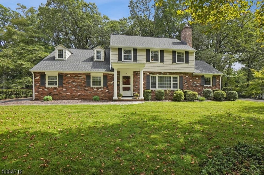 95 Pitney Ave, New Providence Boro, NJ 07974
