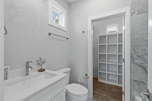 1711 5th Ave N Unit 4, Nashville, TN 37208