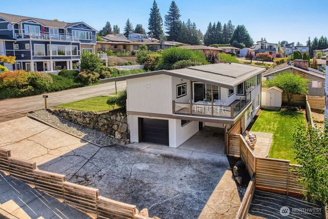 3627 Wells Avenue N, Renton, WA 98056