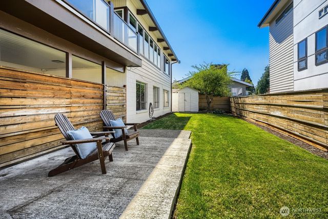 3627 Wells Avenue N, Renton, WA 98056