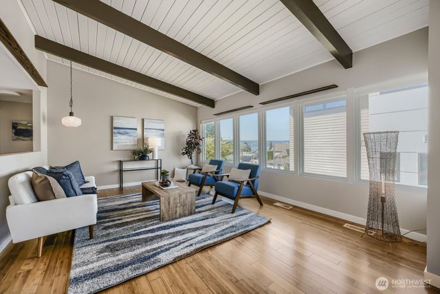 3627 Wells Avenue N, Renton, WA 98056