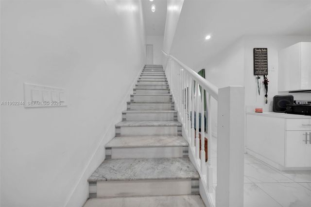 2315 NW 60th St, Miami, FL 33142