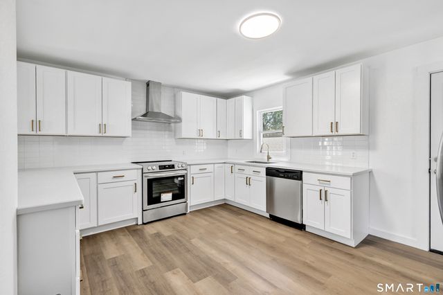 59 Lenox Avenue, Stratford, CT 06615