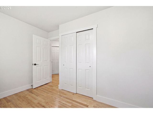 648 Ne STAFFORD St, Portland, OR 97211