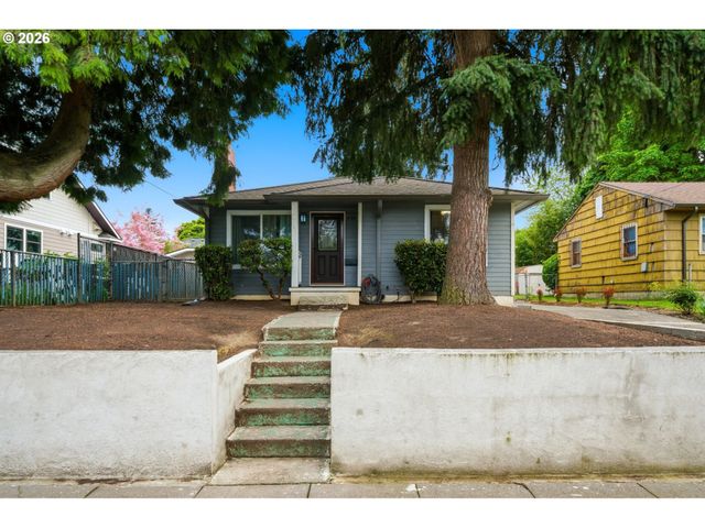648 Ne STAFFORD St, Portland, OR 97211