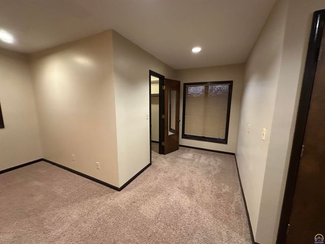 3650 NW Menoken RD, Topeka, KS 66618