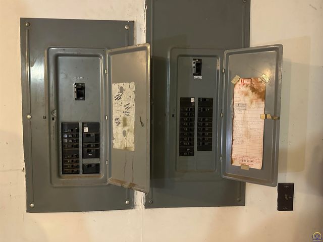 3650 NW Menoken RD, Topeka, KS 66618