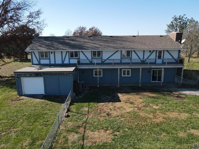 3650 NW Menoken RD, Topeka, KS 66618