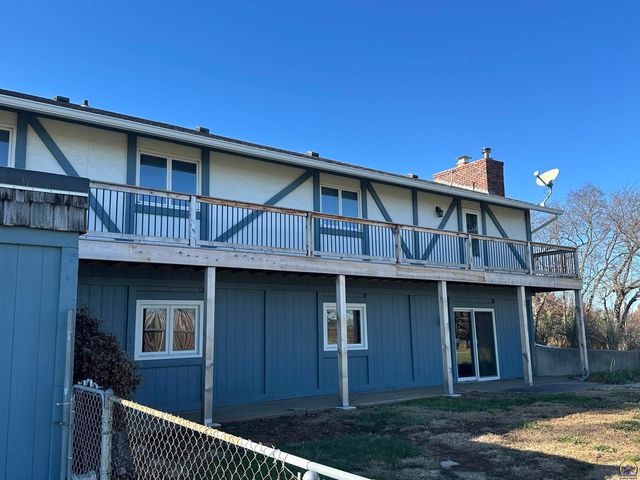 3650 NW Menoken RD, Topeka, KS 66618