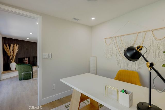 5710 Wilbur, Tarzana, CA 91356