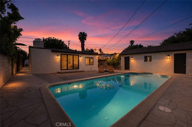 5710 Wilbur, Tarzana, CA 91356