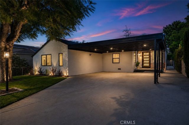 5710 Wilbur, Tarzana, CA 91356