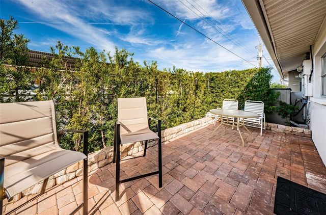 6020 MIDNIGHT PASS ROAD 14A, Sarasota, FL 34242